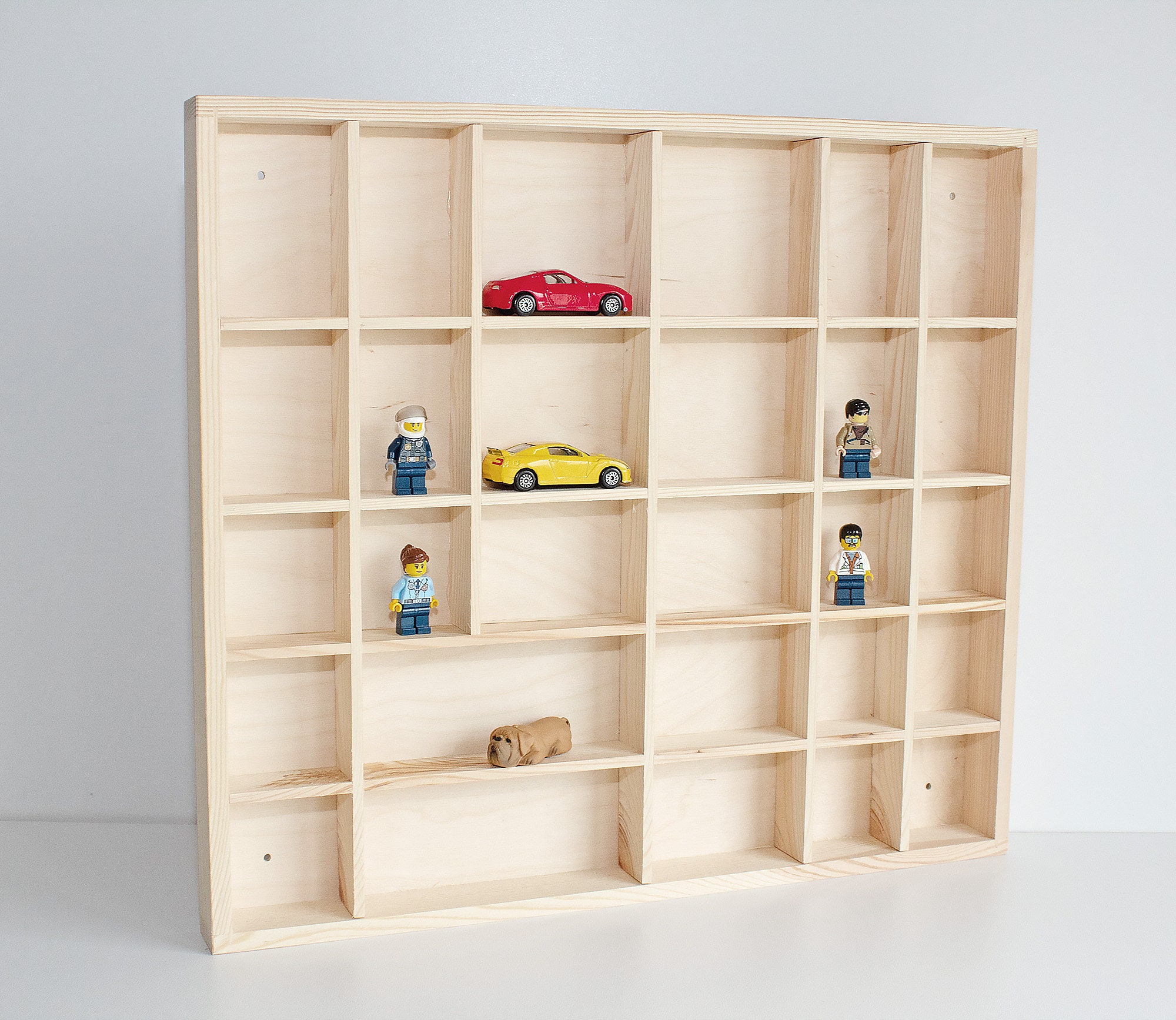 Wall-Mounted Box Shelves – A Trendy Variation On Open Shelves