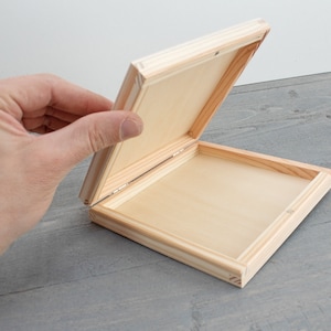 Unfinished Wood Box With a Magnet, Unpainted Wooden Box, Wooden Storage Box, Decoupage