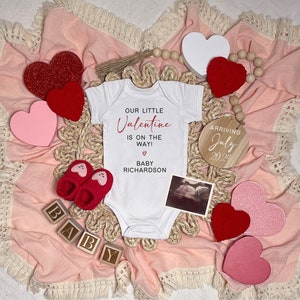 Valentine&#39;s Day Pregnancy Announcement, Digital Baby Announcement, Editable Pregnancy Template, Gender Neutral Social Media Pregnancy Reveal