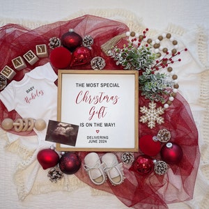 Christmas Digital Pregnancy Announcement, Baby Announcement, Gender Neutral, Editable Template, Social Media Instagram Facebook