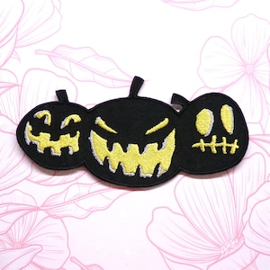 Toppa di zucca con sorriso malvagio, ricamata, da stirare/cucire, per gilet, abbigliamento, zaino, costume di Halloween, minacciosa zucca di Halloween, spettrale