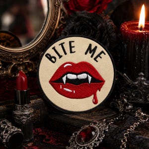 Bite Me Patch/Iron-on Patch/Fanged Lips/Kids Halloween Patches/Scary & Spooky/Vampire/Horror/Sew-on Applique for Clothing Costume