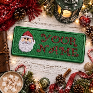 カスタムサンタクリスマスネームタグパッチ刺繍アイロン接着/縫い付けアップリケストッキング衣類ギフト用、名前入り、キャンディケーン
