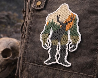 Bigfoot Patch/Iron-On Patch/Paranormal Badge/Sasquatch Cryptid/National Parks/Elk Mountain Forest/Embroidered Sew-On Applique for Clothing
