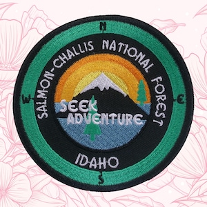 Salmon-Challis National Forest Adventure Patch Embroidered Iron-on/Sew-on Applique for Vest Clothing Backpack Compass Emblem Hiking Souvenir