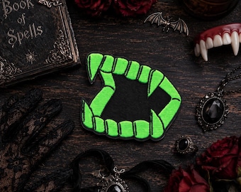 Vampire Fangs Patch/Iron-on Patch/Green Fangs/Halloween Costume Decor/Scary Monster/Sew-on Applique for Clothing, Jacket, Trick or Treat Bag