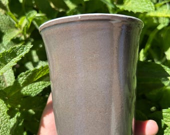 Taza hecha a mano, talla pequeña