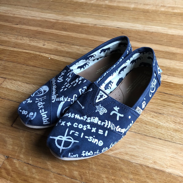 toms canvas shoes