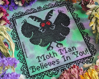 Mothman Believes in You Kruissteekpatroon | Cryptogrammen en paranormaal ontwerp | Gotische Instant pdf-download