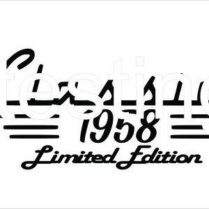 Puede incluir: Diseño gráfico en blanco y negro con la palabra "Classic" en una fuente estilizada, el número "1958" y las palabras "Limited Edition". El diseño está sobre un fondo blanco.