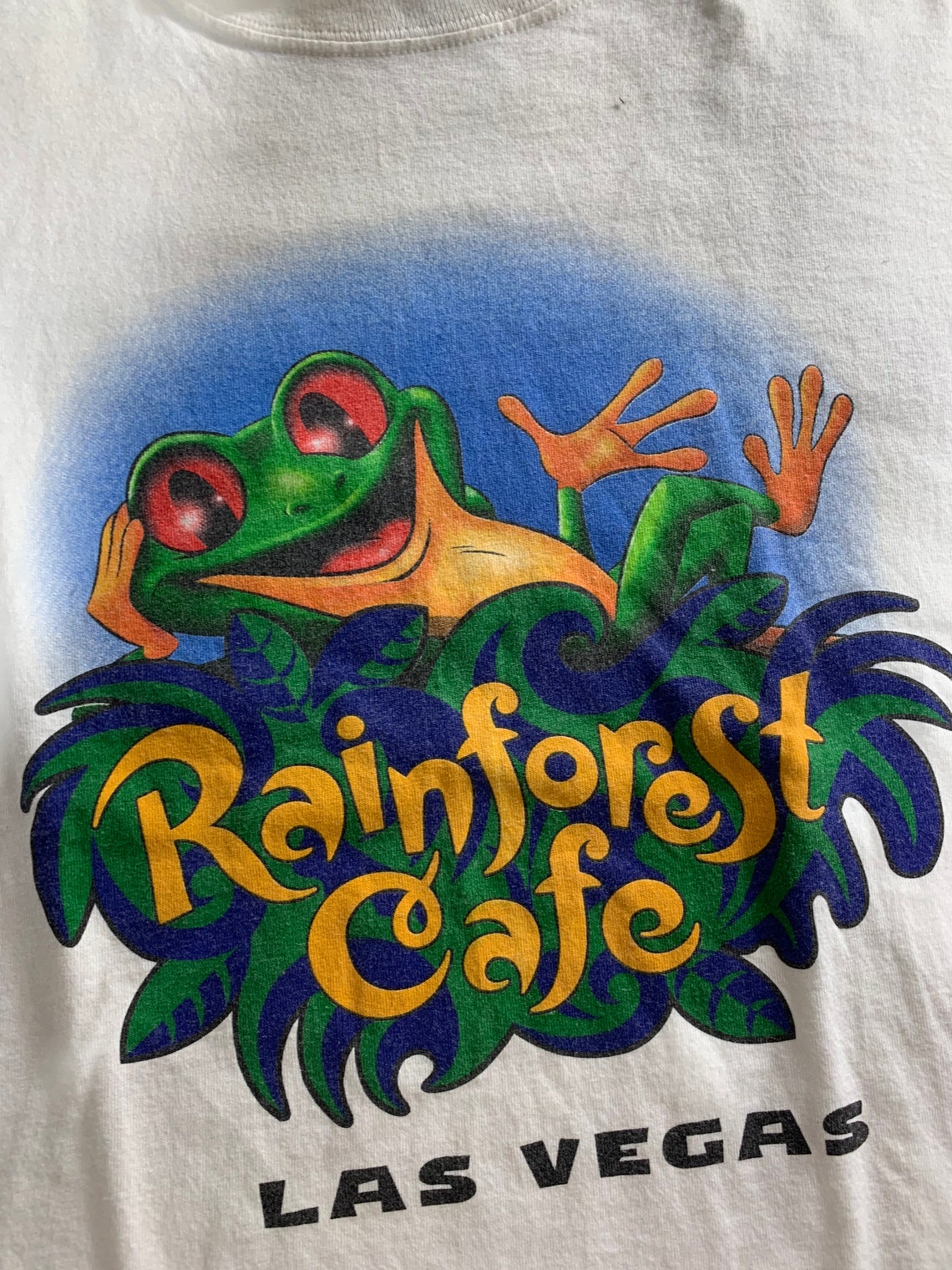 Vintage Rainforest Cafe Las Vegas TShirt / Frosch Spell Out Etsy
