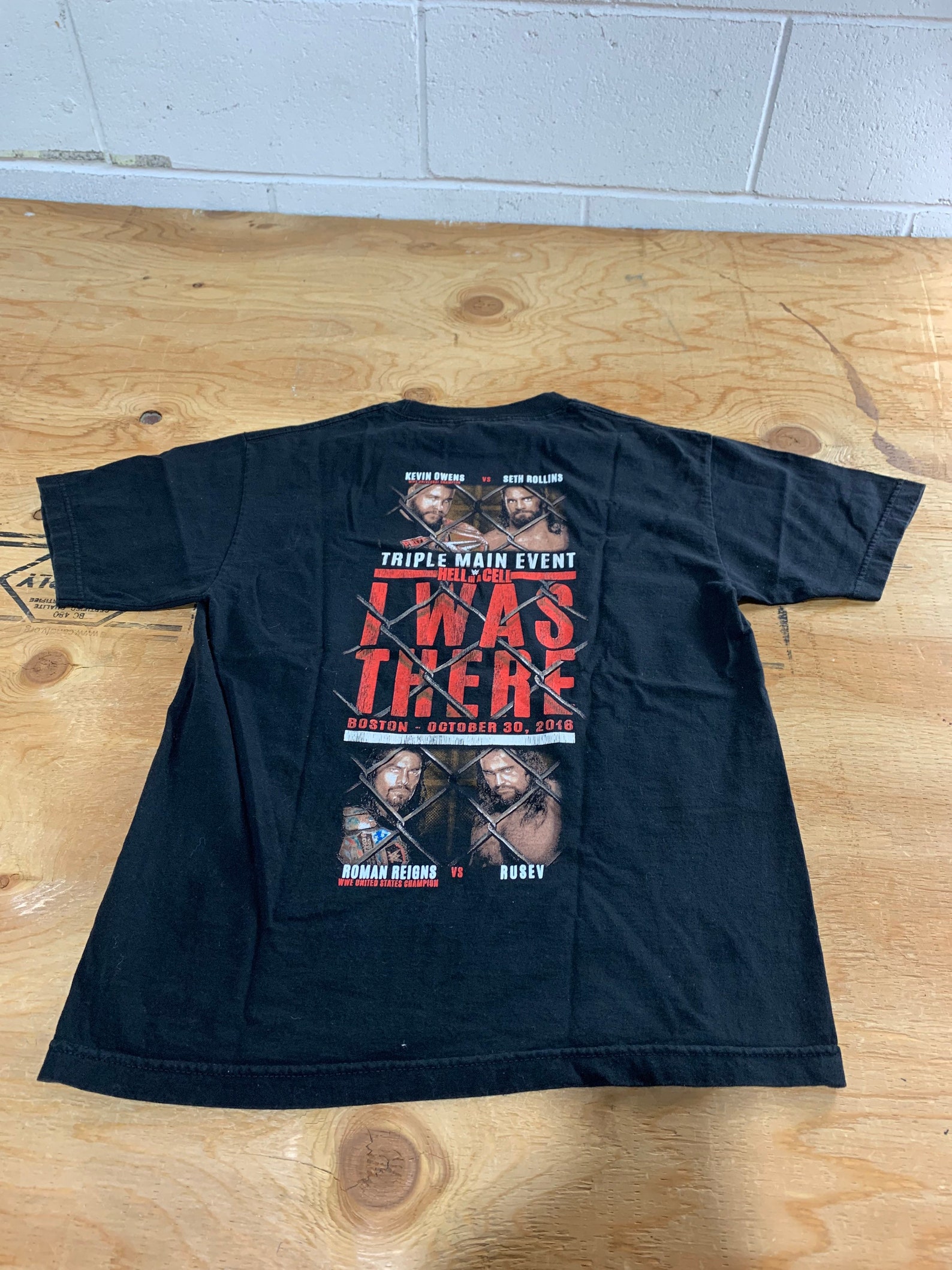 Vintage Hell In A Cell WWE Sportswear Graphic T-Shirt / | Etsy