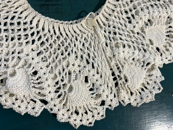 Antique Edwardian Hand Crocheted Lace Collar from… - image 2