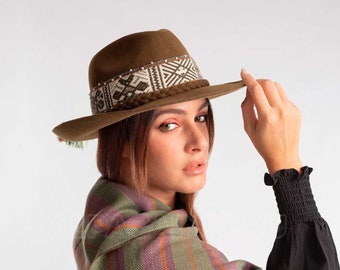 Fedora alpaca wool hat, Alpaca wool hat, Andean UNISEX hat, Peruvian hat, Peruvian Artisan-made, Handmade hat with woven Textile Hat Band