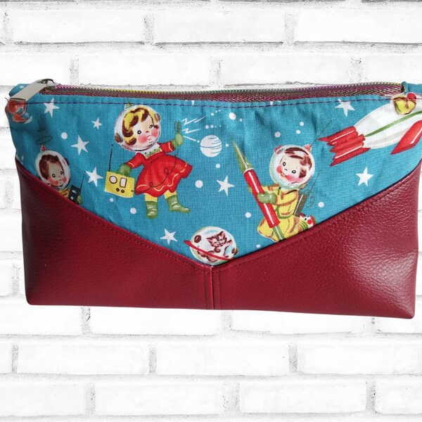 Vintage style clutch bag, retro rocket fabric bag, women's clutch purse, zipper pouch bag, birthday gift for girlfriend, retro gift for mum