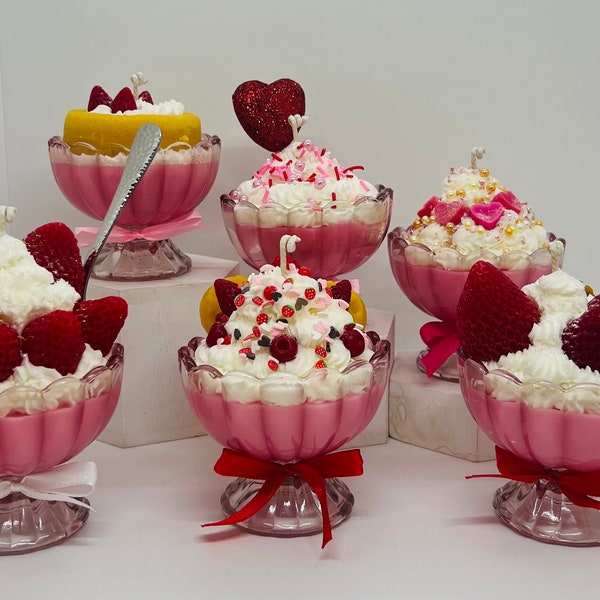 Strawberry Candle- Strawberry cheesecake candle- strawberry Shortcake candles- mini dessert candles- 5 oz candle- food candle