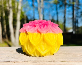 Flower candle- beeswax candle- large Nasturtium candle- housewarming gift- birthday candle- bridal shower gift