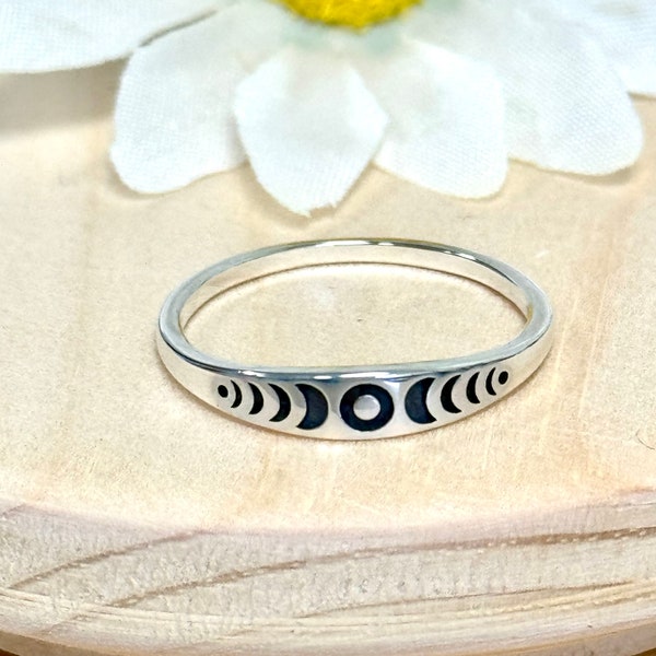 Moon Phases Design Stackable Ring | Solid 925 Sterling Silver Stages of Moon Lunar Ring | Trendy Rings | Moon Fashion Jewelry