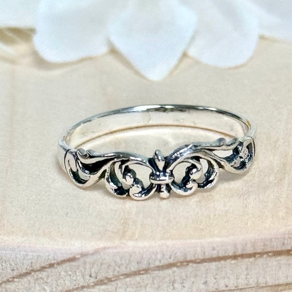 Fleur de lis Filigree Ring | Solid 925 Sterling Silver Flower of the Lily Ring | Womens Silver Ring | Trendy | Birthday Gift for Her