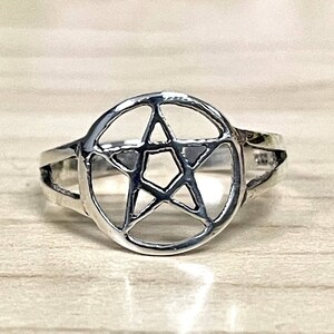 Pentagram Toe Ring | Solid 925 Sterling Silver Gothic, Punk Toe Band | Womens Silver Ring | Trendy | Minimalist Body Jewelry
