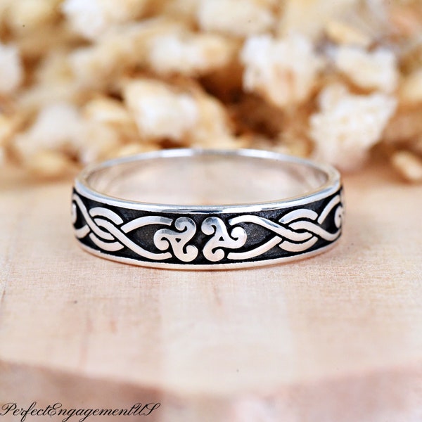 Celtic Triskele Band | Solid 925 Sterling Silver Filigree Celtic Ring | Womens Silver Ring | Trendy | Minimalist | Irish Inspired Jewelry