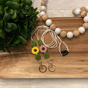 Sunflower Beaded Lanyard | Simple Lanyard | Teacher Lanyard | Customizable Lanyard