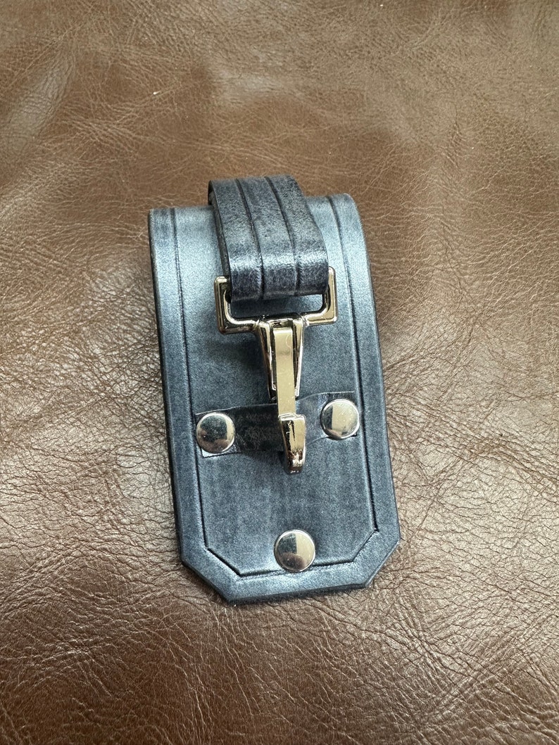 D-Ring Belt Clip Lightsaber, Keys, Flashlight, Waterbottle, Wallet Chain Grey RTS image 2