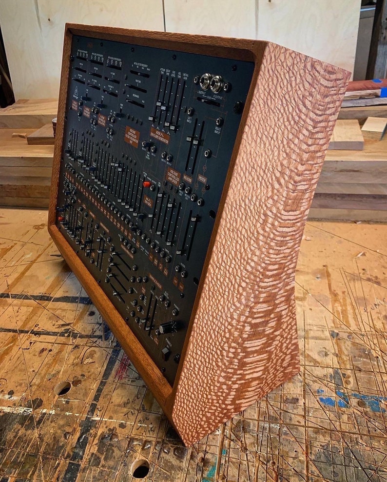 Cabinet Case for the Behringer 2600 Synthesizer by Mars Built Lacewood
