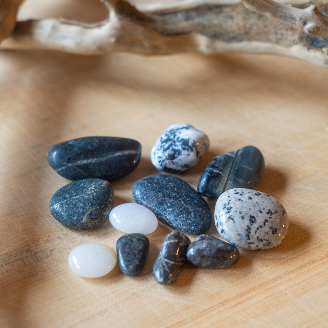 Great Lakes Stones Tumbled Rocks Smooth Stones Lapidary Beach Rocks ...