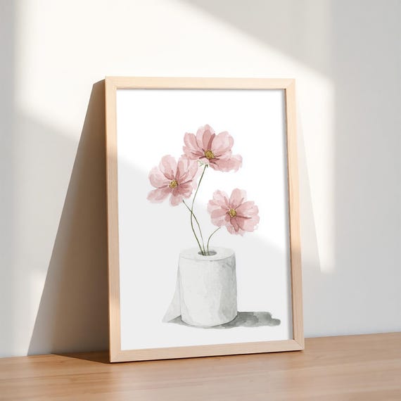 Poster Toilette mit rosa Blumen in Klopapierrolle Aquarell Illustration als charmante WC Deko oder Geschenkidee Wandbild Gästeklo Klo Bad