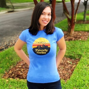 Naturally N’awlins Women’s Shirt: Vintage New Orleans Cityscape Tee