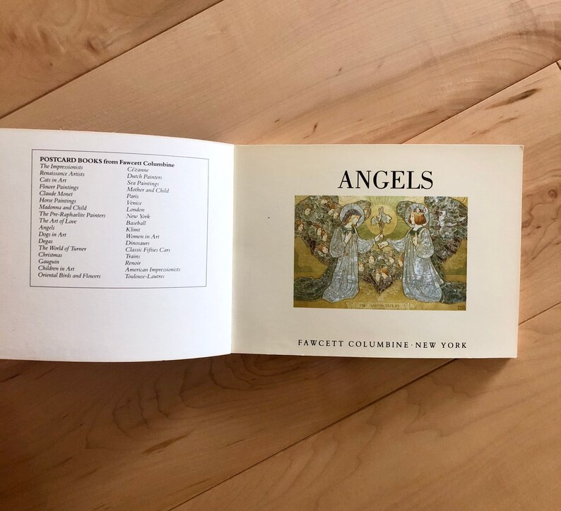 Vintage 1989 Angels Postcard Book