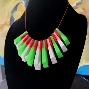 3D Printed Necklace &quot;Wintergreen&quot;