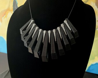 3D Printed Necklace: "Silver Age"