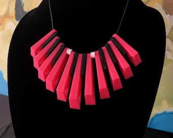 3D Printed Necklace: "Reiko"