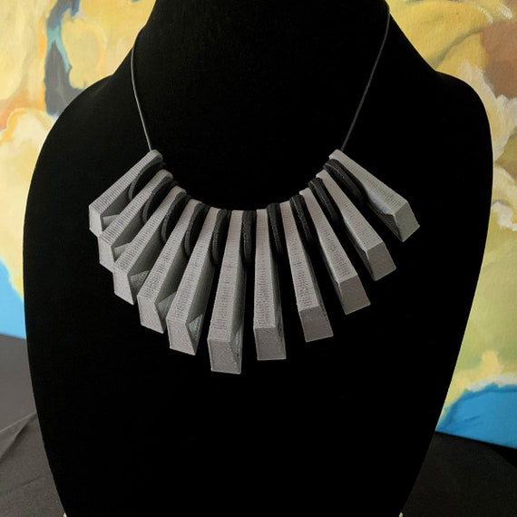 3D Printed Necklace: 