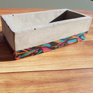 Customizable Concrete Planter: Modern Rectangular Design