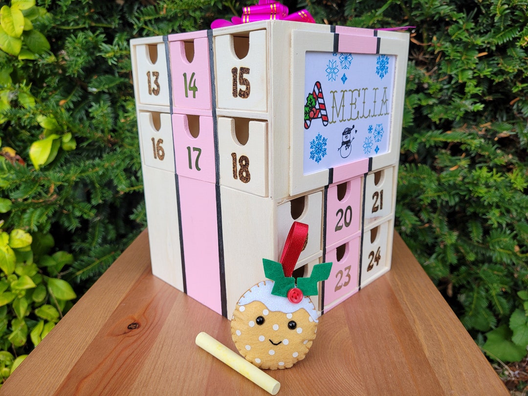 Calendario Dell Avvento In Legno Calendario dell'Avvento in legno fatto a mano, calendario dell'Avvento