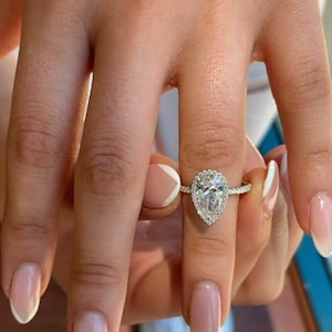 Pear Shaped Moissanite Engagement Ring, Pear Solitaire Ring, Wedding / Bridal Ring Set, Solid White/Yellow/Rose Gold, Minimalist Dainty Ring