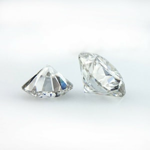 Top Quality D Color VVS1, Excellent Brilliant Round Cut Moissanite Stones with GRA Certificate for Jewellery Making