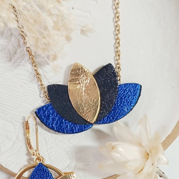 Collier cuir fleur de lotus bleu électrique, bleu nuit et doré - Bijoux femme - Idée cadeau, bijoux fêtes, mariage, noce de cuir - AGATIZ