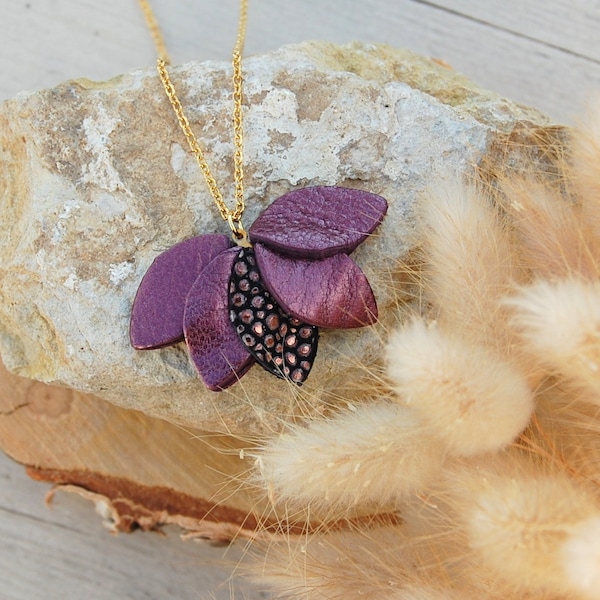 Collier cuir fleur de lotus bordeaux métallisé et cuir caviar rose - Bijoux femme - Idée cadeau - AGATIZ