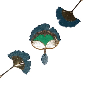 Broche Ginkgo biloba cuir vert prairie canard doré  - Idée cadeau - Création artisanale - Agatiz