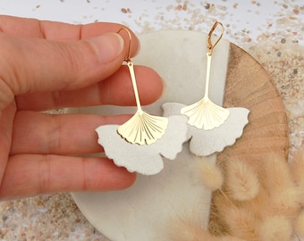 Ginkgo biloba earrings in off-white metallic and gold-plated leather - Wedding witness gift - Handcrafted creation - Agatiz