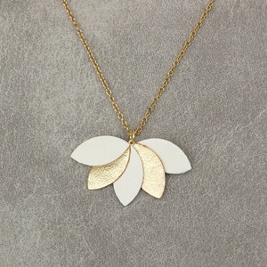 White and gold lotus flower leather necklace - Women's jewelry - Gift idea for women - AGATIZ