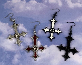 Silver Accessory Fashion Jewelry Earring Minimalist Trending Streetwear Earring Silver Stud Modern Earring Gothic Cross Design Earring