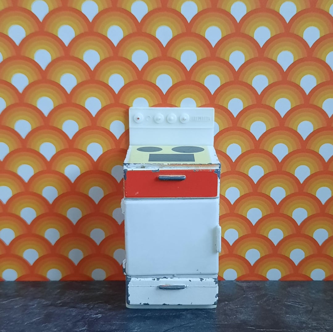 Vintage Jennys Home Triang Dolls House White Cooker Oven 18th Scale vintage-jennys-home-triang-dolls-house-white-cooker-oven-18th-scale