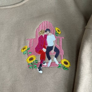 Embroidered Family Friends Photo Hoodie Embroidery Pet Cat Dog Portrait by Photography Crewneck Sweatshirt Couple Matching Item Custom Gift