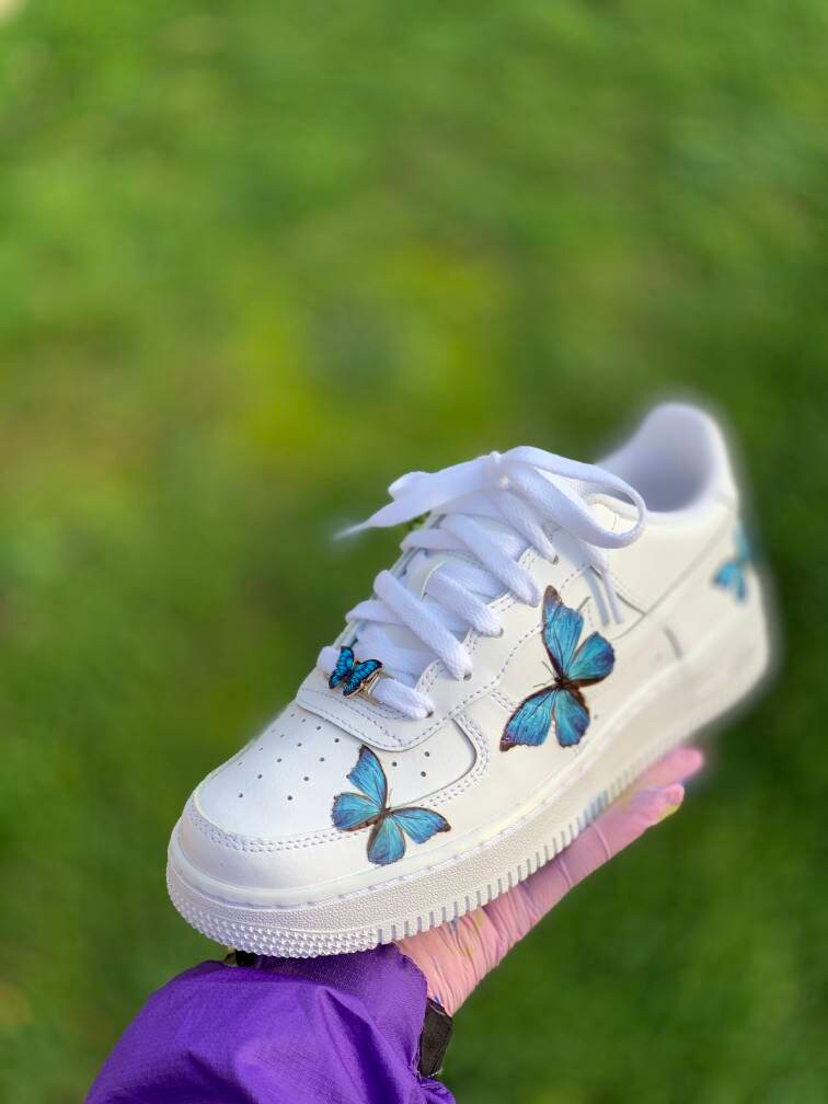 Vlinders aan beide zijden van schoenen Aangepaste Nike Air - Etsy Nederland