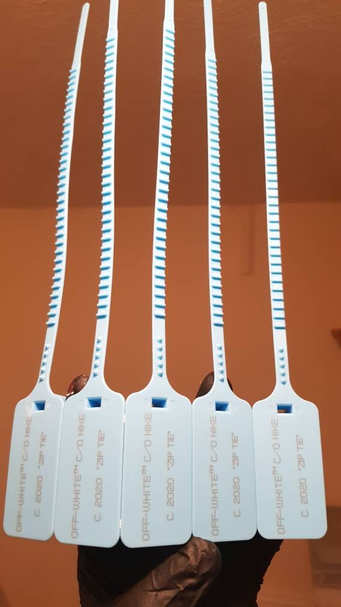 authentic off white zip tie